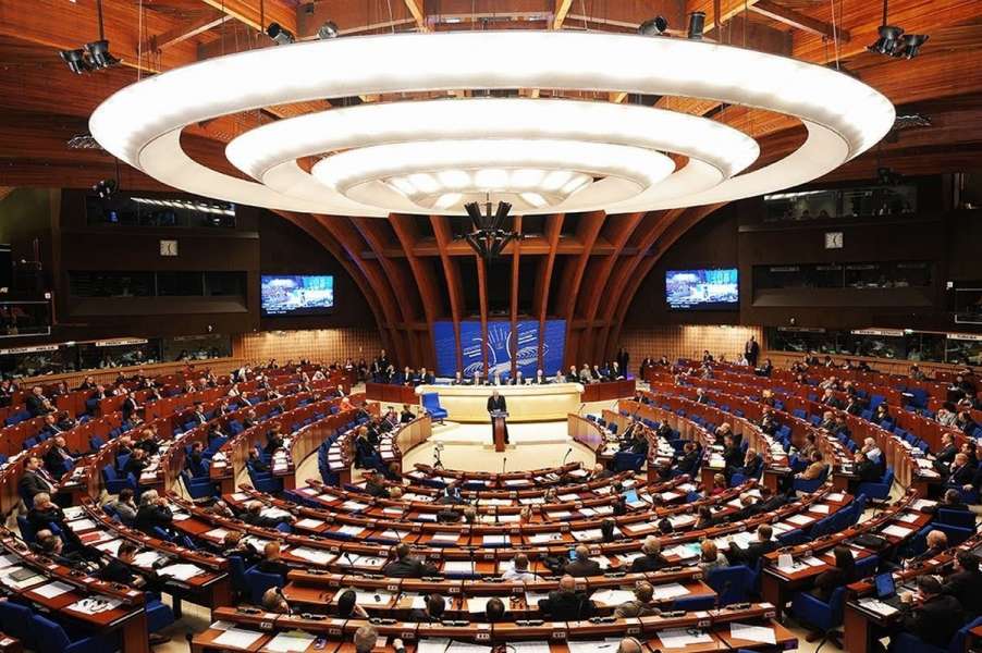 У ПАРЄ пропонують конфіскувати активи російських олігархів, щоб натиснути на Путіна